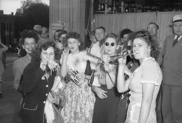 V-J Day celebrations in Madison, 1945